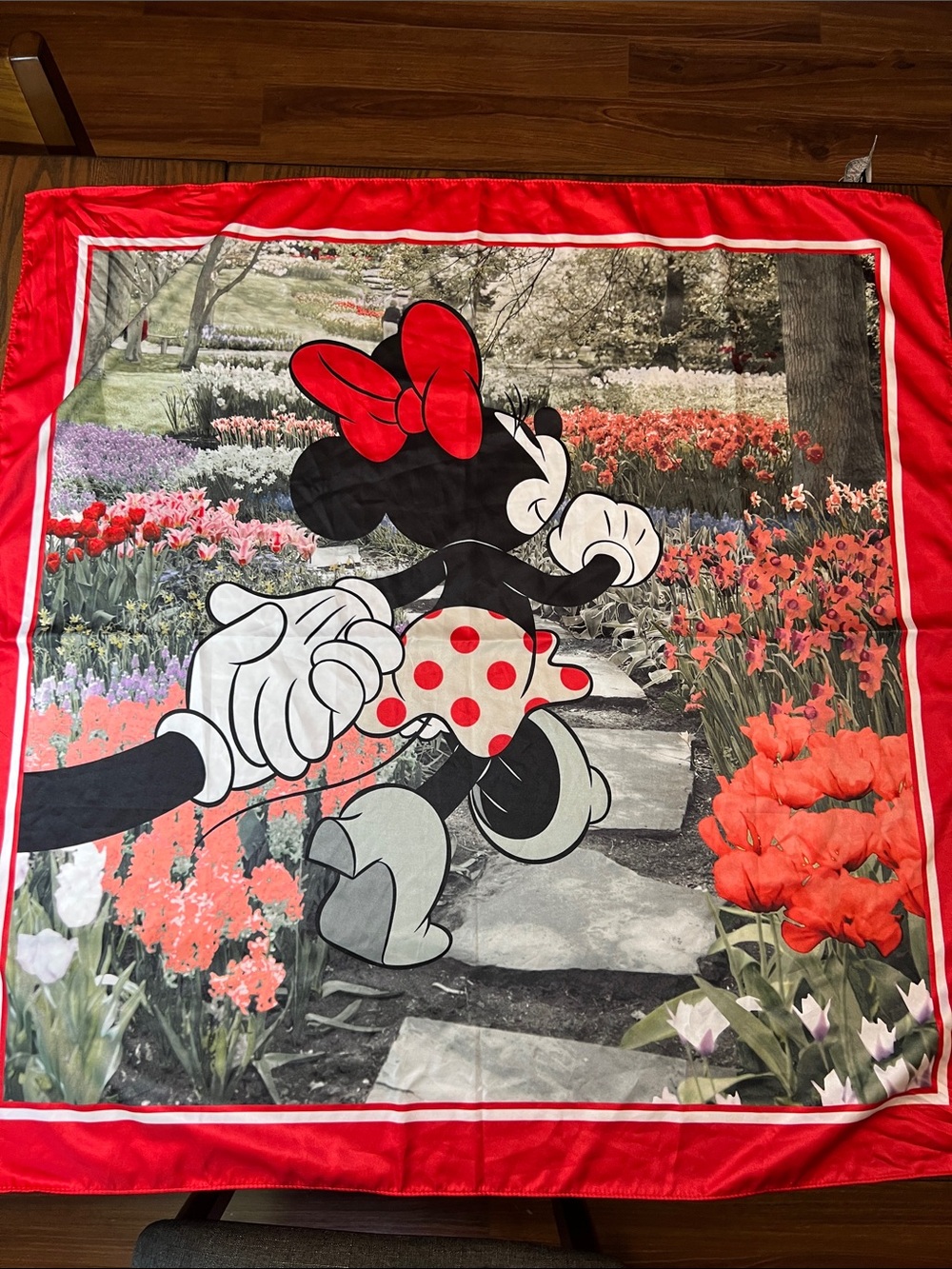 Disney H&M China 2020 Lunar New Year Minnie Mouse Silk-Feel Scarf